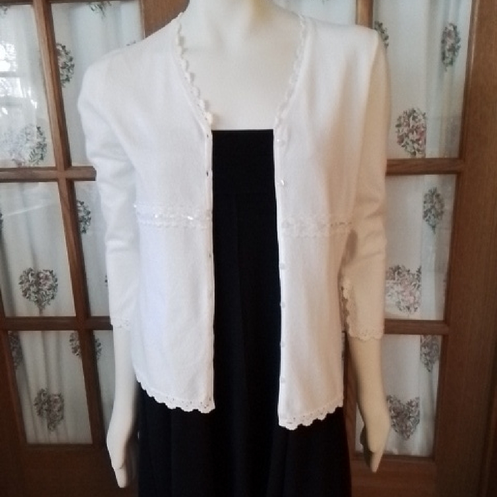 Women's White Cardigan with Crocheted Scalloped Edges, Size M
